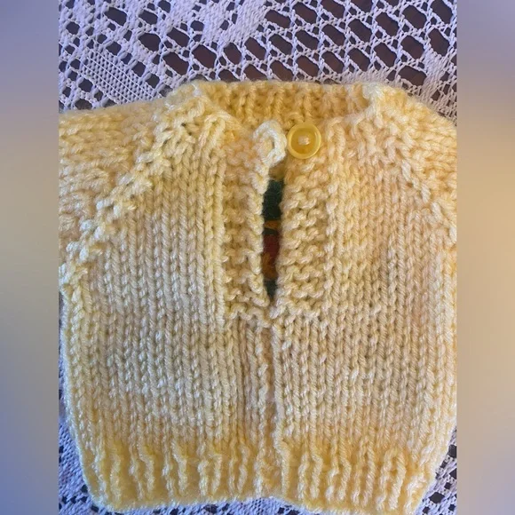 Hand-Knitted Leprechaun Set - Picture 3 of 6